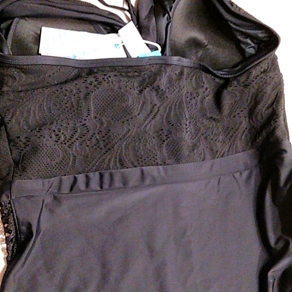 NWT COASTAL BLUE~Plus Size Halter Neck Lace Front Black Sexy Swimsuit~1X~ - Picture 12 of 14